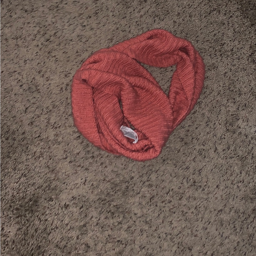 Infinity scarf